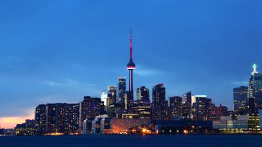 Gün batımında Downtown Toronto, Kanada