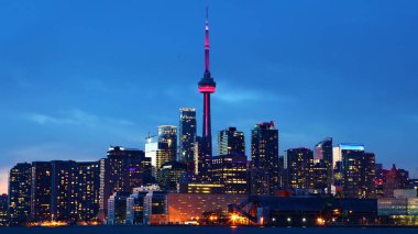 Gün batımında Downtown Toronto, Kanada manzarası