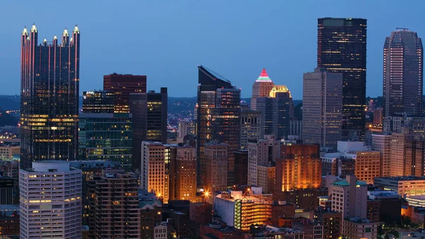 Pittsburgh Pennsylvania Centro Ciudad Por Noche — Foto de Stock