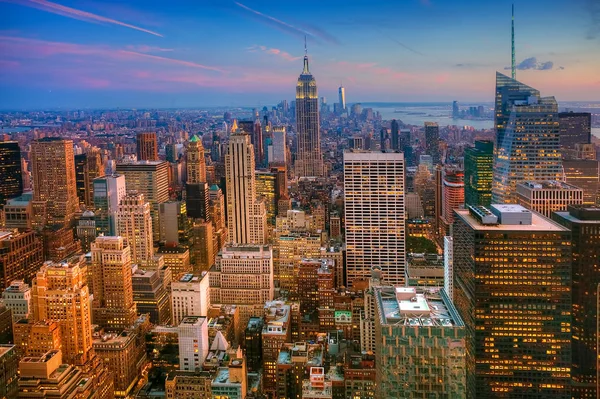 Uma Cena Crepúsculo Colorido Manhattan — Fotografia de Stock