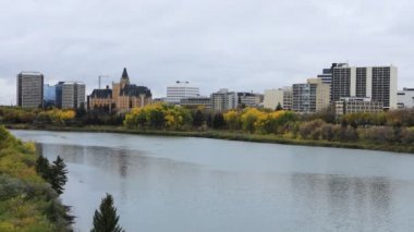 Saskatoon şehir manzarası 4k 'nin zaman çizelgesi
