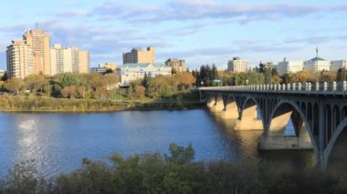 Saskatoon, Kanada şehir merkezi 4K 'nın zaman çizelgesi
