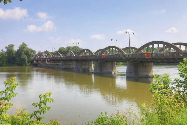 Вид на Аргайл Стріт арочний міст, Каледонія, Канада — стокове фото