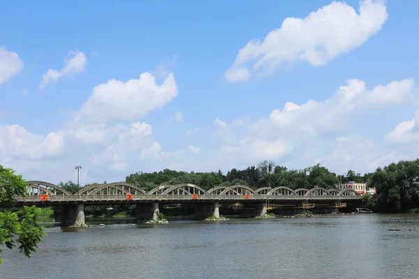 Argyle Street arched bridge Caledonia, Canada — стокове фото