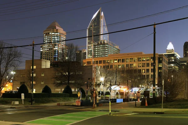 Charlotte, Carolina do Norte ao entardecer — Fotografia de Stock