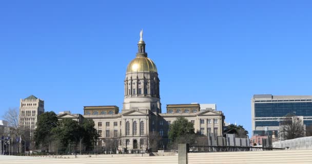 Προβολή Του Κτιρίου Georgia Capitol Στην Ατλάντα — Αρχείο Βίντεο