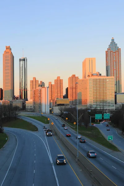 Een Verticaal Van Atlanta Georgia Skyline Bij Schemering — Stockfoto