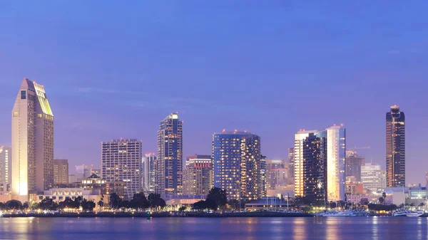 San Diego Kalifornien Stadtzentrum Bei Dunkelheit Gesehen — Stockfoto