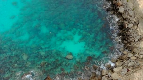 Hava Görüntüsü Nsansız Mavi Göl Üst Manzara Kıbrıs — Stok video