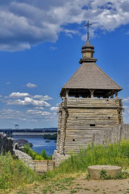 Zaporozhian Sich Khortytsya, Ukrayna'nın adada. Kosh ve Faubourg