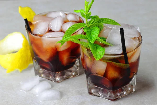 Vermouth Lemon Mint Refreshing Drink Summer — Stock Photo, Image