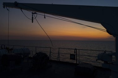 Kazakistan 'dan Hazar Denizi üzerindeki Azerbaycan' a feribot yolculuğu.