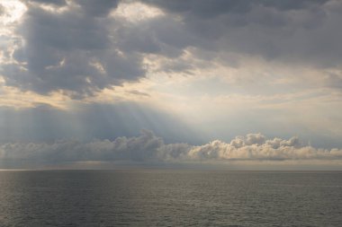 Kazakistan 'dan Hazar Denizi üzerindeki Azerbaycan' a feribot yolculuğu.