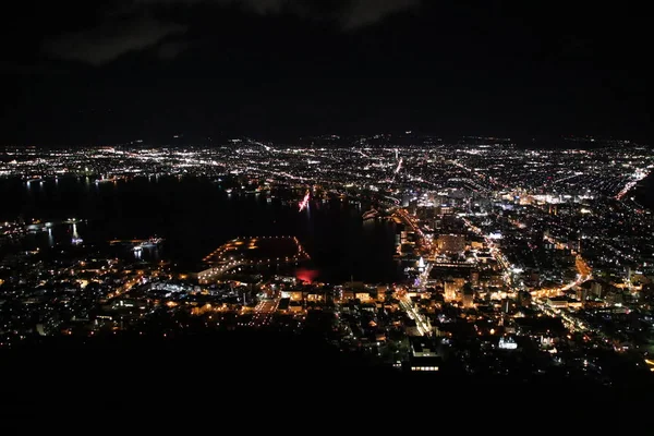 Hakodate Dağı 'nın gece manzarası, dünyanın en iyi üç gece manzarasından biri.