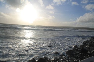 Avustralya sahilindeki parlak körfez