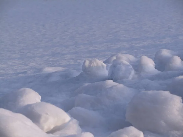 Bianco Sfondo Invernale Superficie Della Neve Prospettiva Pezzi Neve Sulla — Foto Stock