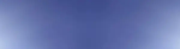 Modrá Čistá Obloha Sluneční Světlo Obloze Abstraktní Modré Pozadí Obloha — Stock fotografie