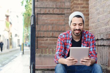 latin adam tablet kullanma.