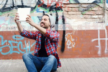 latin adam tablet kullanma.