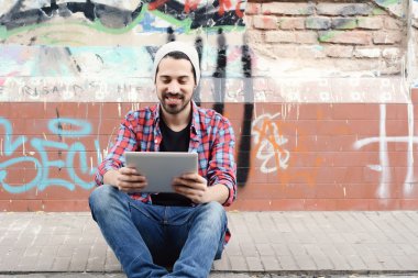 latin adam tablet kullanma.