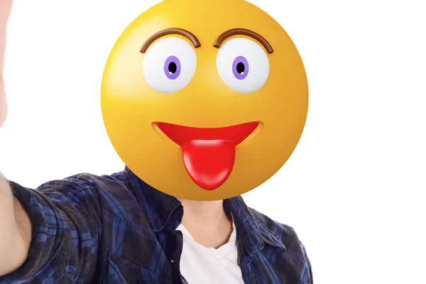 Emoji cabeça homem tomando selfie . — Fotografia de Stock