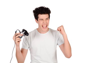 video oyunları oynarken adam.