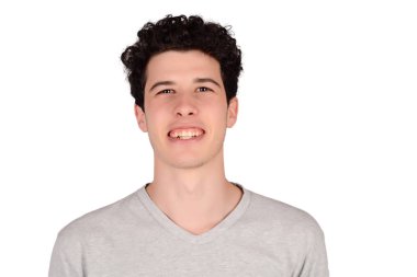 Genç latin adam yakın çekim.