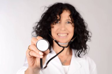 Tıp doktoru kadın..