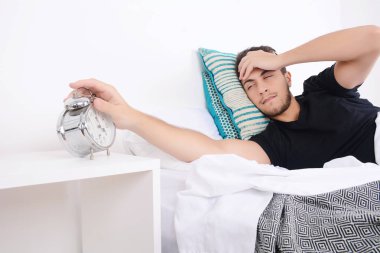 adam ile çalar saat.