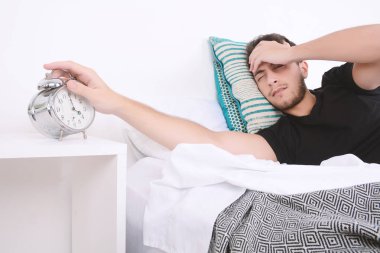 adam ile çalar saat.