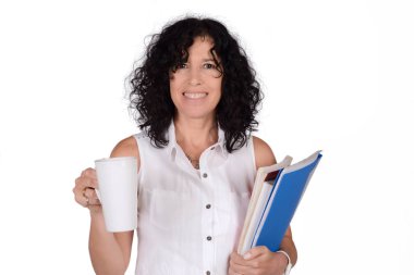 Okul öğretmeni ile kahve kupa.