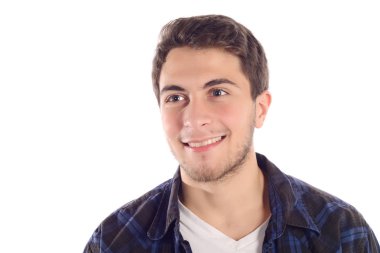 Genç latin adam yakın çekim.