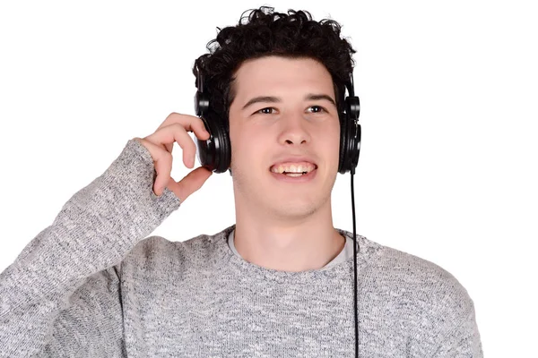 Adam müzik dinliyor..