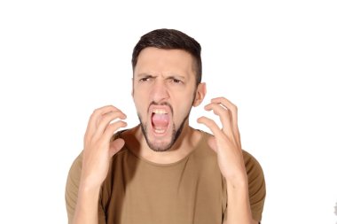 kızgın genç adam.