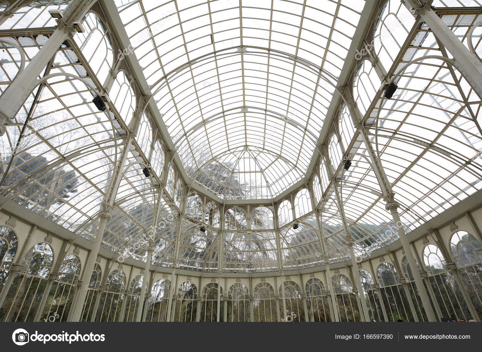 Innenraum Des Crystal Palace In Madrid Spanien