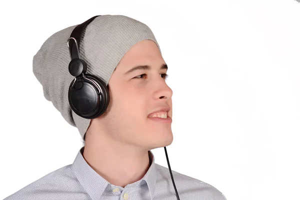 Człowiek słuchający muzyki. — Zdjęcie stockowe