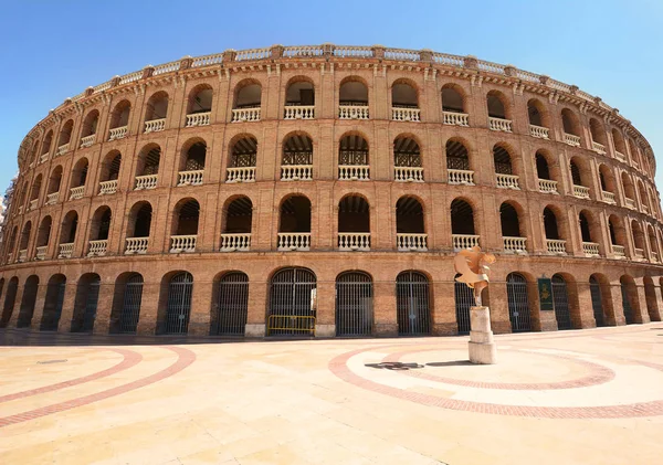 Bullring arena (Plaza de Toros) in Valencia. — Stock fotografie