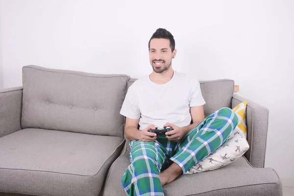 Muž hraní videoher. — Stock fotografie