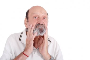 Yaşlı adam düşünme portresi