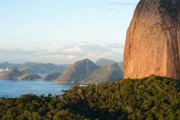 Montanha de pão de açúcar . — Fotografia de Stock