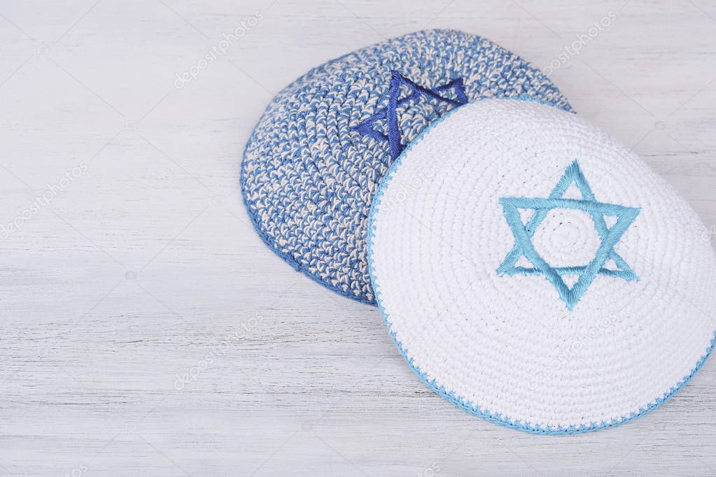 Kippah with embroidered blue star of david 