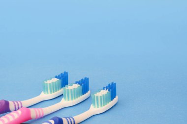 Kopya alanı ile diş fırçaları 