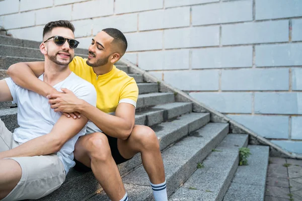 Schwules Paar verbringt Zeit miteinander. — Stockfoto