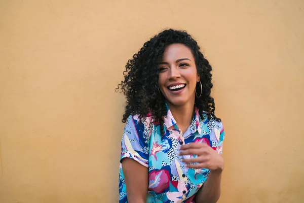 Portrait Young Afro American Woman Looking Confident Posing Yellow Background — Stock Photo, Image