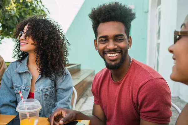 Porträt Von Afro Freunden Die Zusammen Spaß Haben Und Gute — Stockfoto