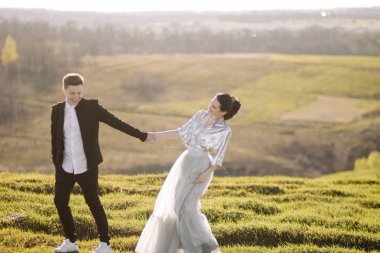 kırsal kesimde sevgi dolu insanlar