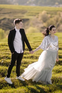 kırsal kesimde sevgi dolu insanlar