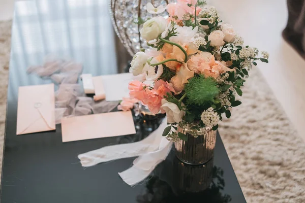 Güzel düğün buketi 