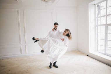 Genç mutlu gelin Çift 