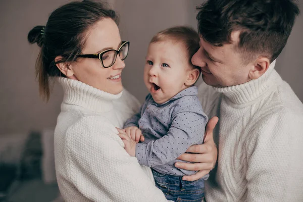 Portrait Young Couple Holding Baby Boy — Stock Photo, Image